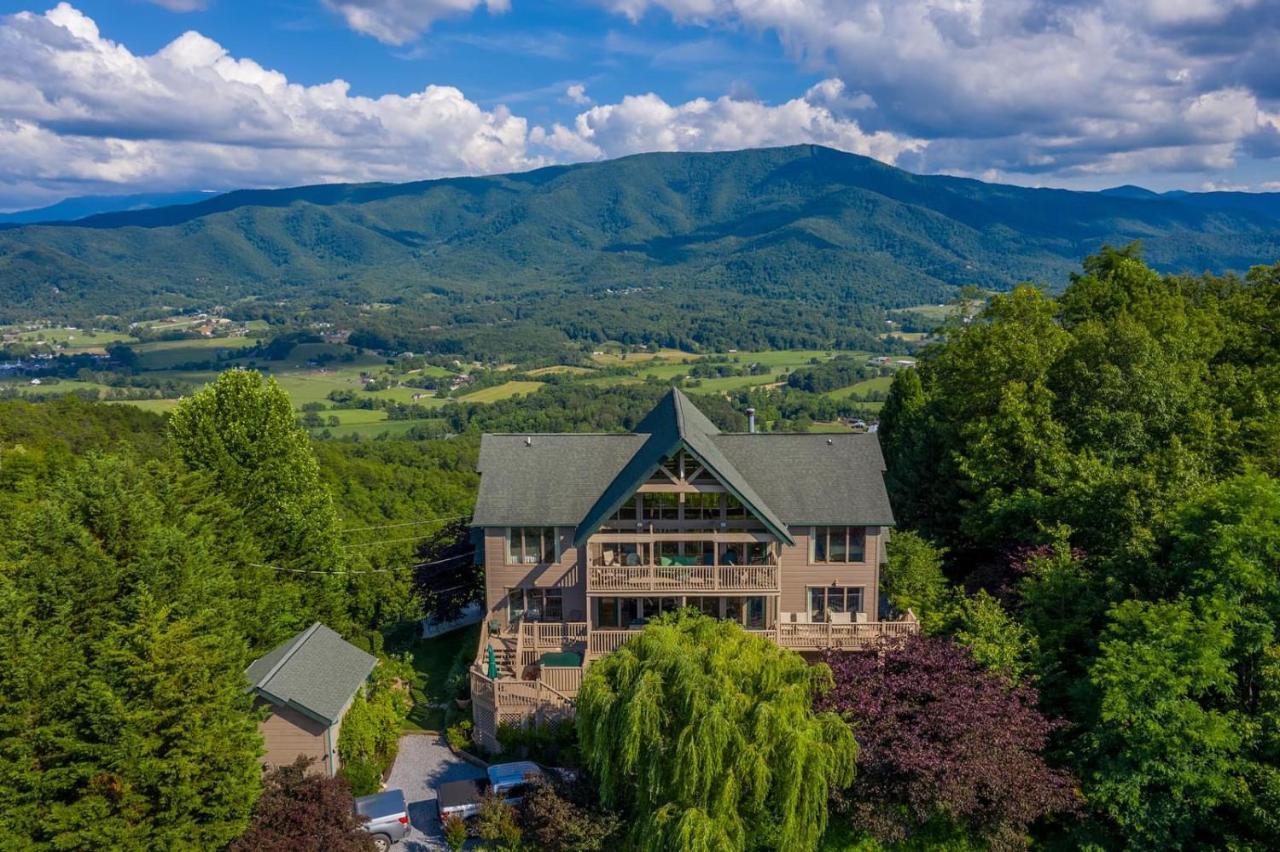 Tanasi Lodge - Reunions, Retreats, Weddings, Family Getaways เซอเวียร์วีล ภายนอก รูปภาพ